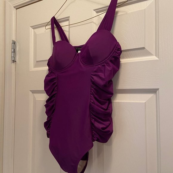 TWO SWIMSUITS FOR THE PRICE OF ONE!!     One in purple, one in green - Picture 3 of 9